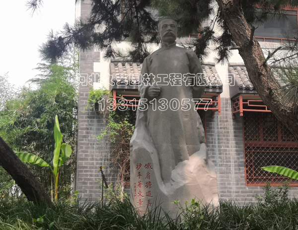 ����У�@����